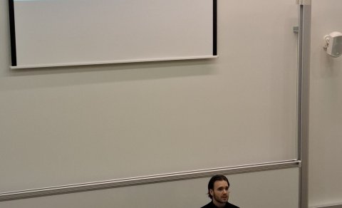 Heimsókn frá Dominos