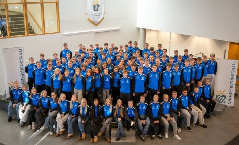 Íþróttaafrekssviðið í merktar peysur